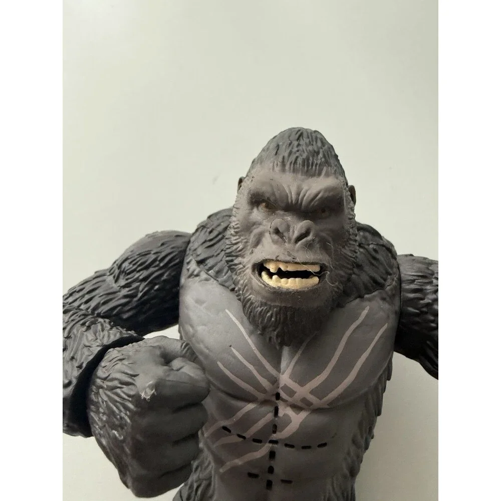 Godzilla x Kong The New Empire Battle Roar KONG 2024 Playmates Action Figure